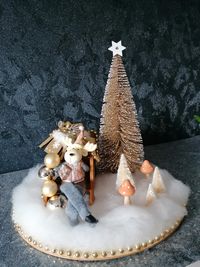 Weihnachts-Elch mit Geschenke Schlitten gold Art.Nr. : 73